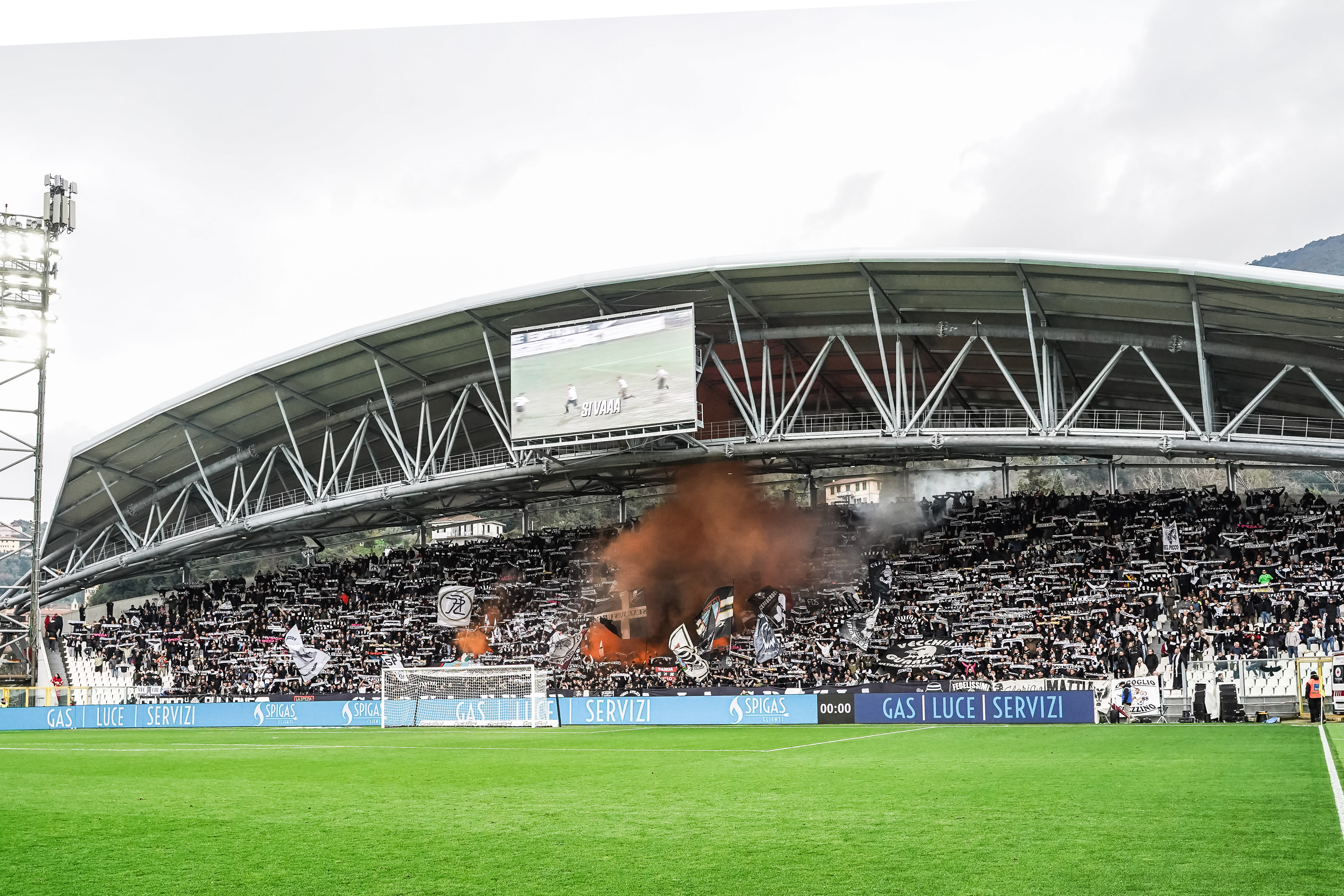 Progetto della nuova copertura “Curva Ferrovia” Stadio Alberto Picco, La Spezia